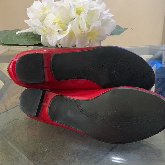 STUART WEITZMAN Quasar Patent Leather Pump - Picture 12 of 13